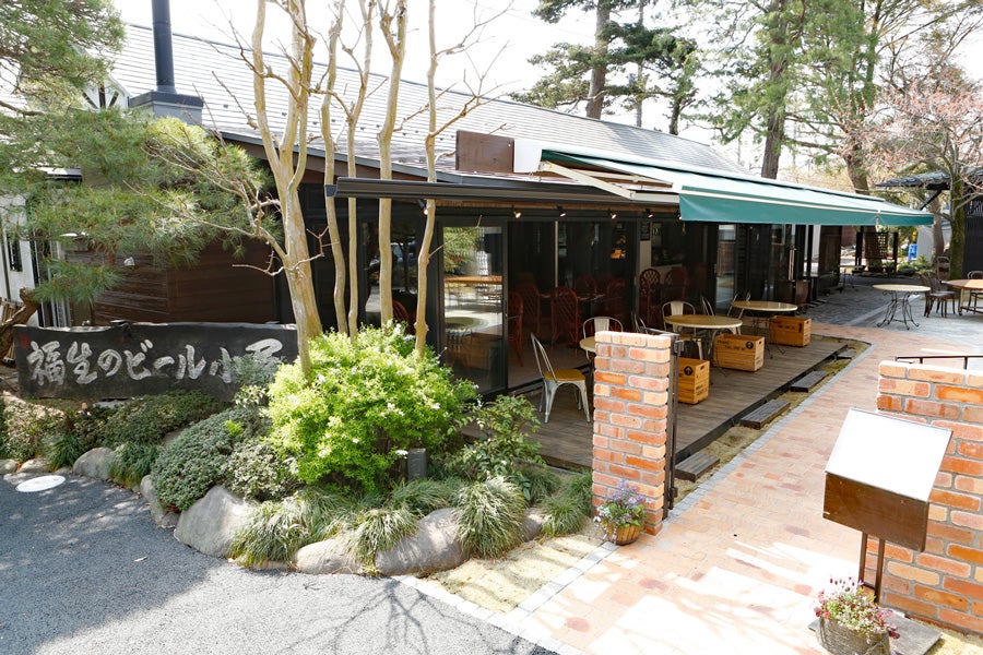 福生のビール小屋外観