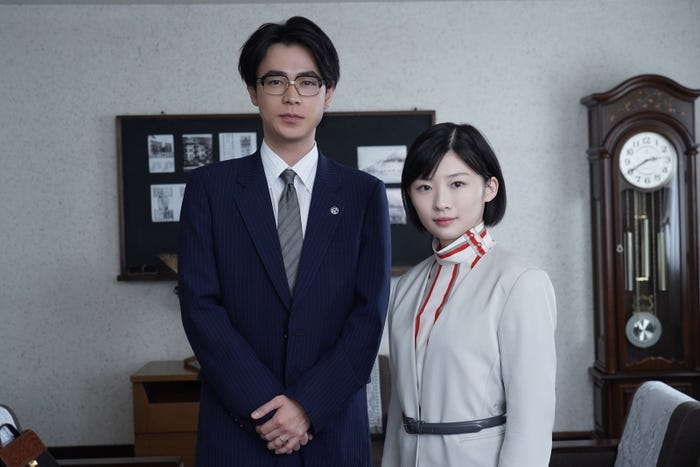 成田凌、伊藤沙莉(C)テレビ朝日