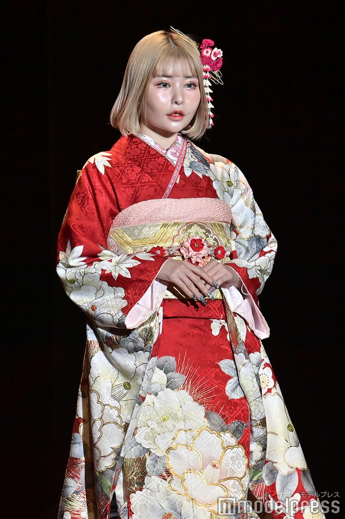 戦慄かなの(C)モデルプレス