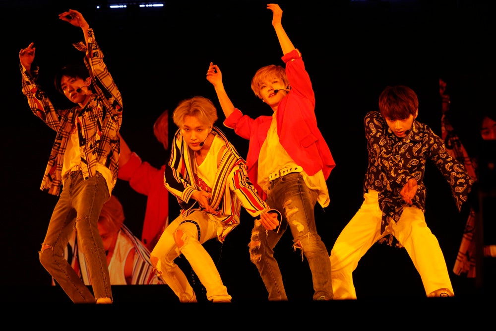 SEVENTEEN（C）PLEDIS