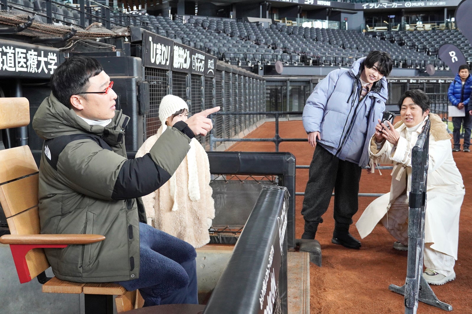 山里亮太、山下美月、西畑大吾、石田明（C）カンテレ