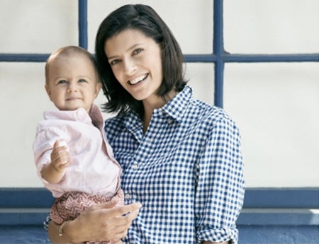 米vogue オフィシャルHPより／ジェニファーが新ヘアスタイルのモデルにしたというローレン・ホーウェルさん。