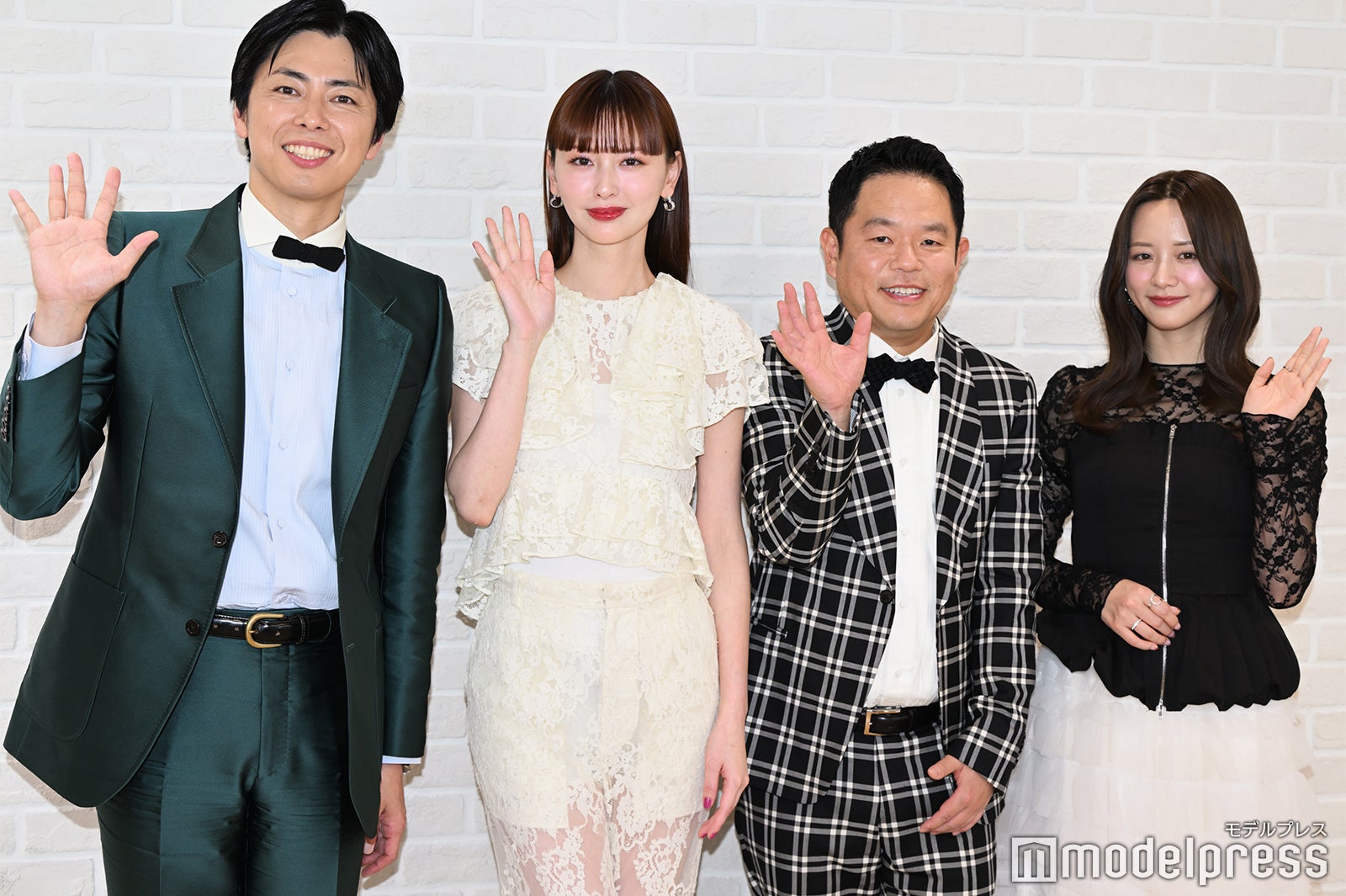 西村真二、鈴木えみ、津田篤宏、森香澄（C）モデルプレス