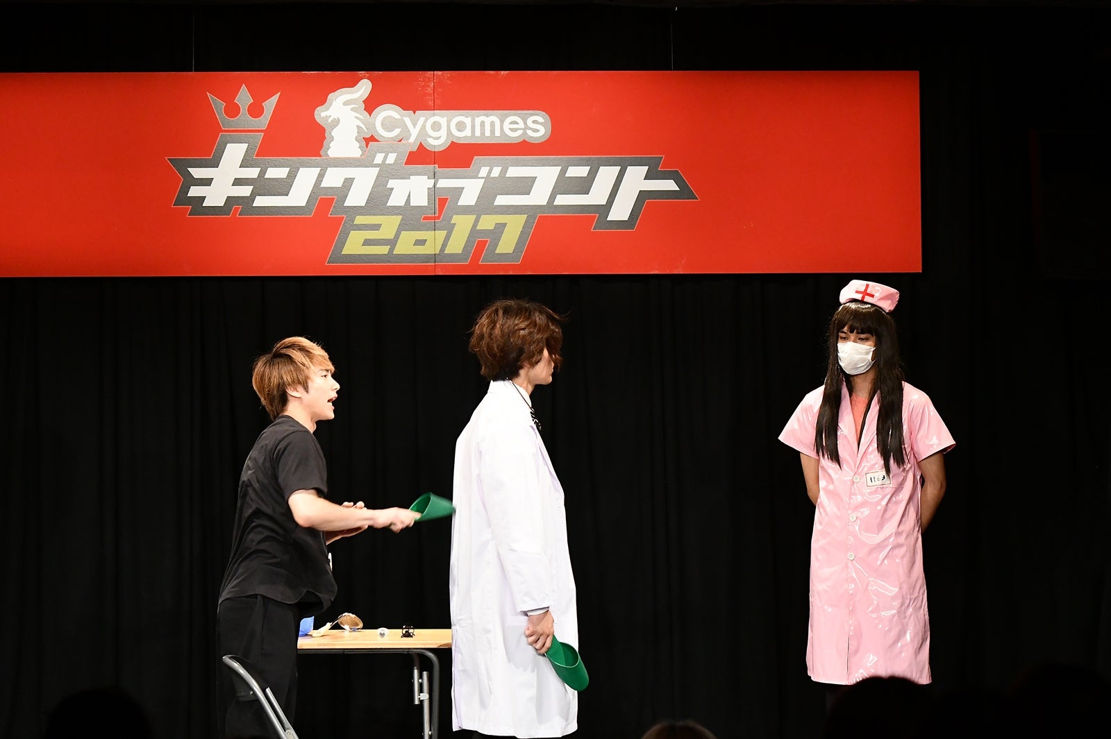 ネタを披露するDISH//（C）TBS