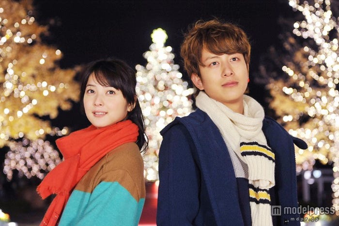 佐々木希、溝端淳平(C)日本テレビ