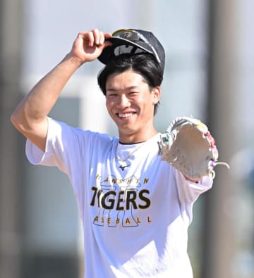 阪神 湯浅が戦列離脱の石井にエール「パワーアップして帰ってきてほしい」「ブルペンはチーム。みんなで力を合わせていけたら」