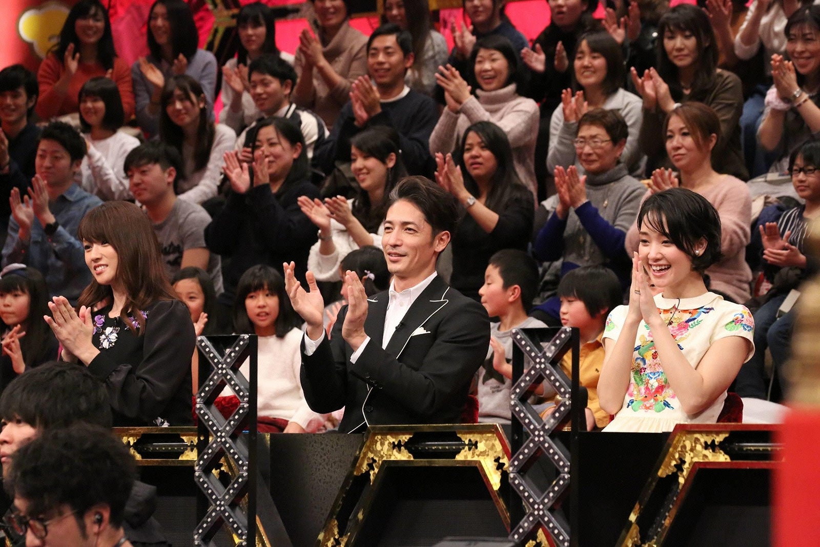 （左から）深田恭子、玉木宏、剛力彩芽（C）フジテレビ