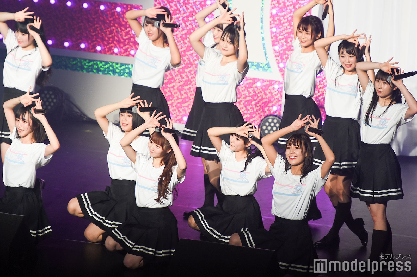 ＝LOVEファーストツアーファイナル、新曲・カップリングも披露 サプライズ発表に歓喜＜ライブレポ／セットリスト＞