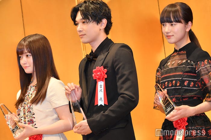 橋本環奈、吉沢亮、清原果耶(C)モデルプレス