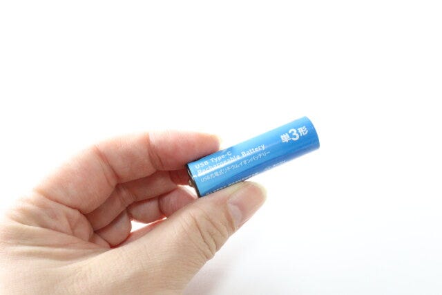 ダイソーのType-C充電池
