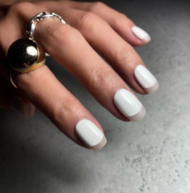 ホワイトネイル