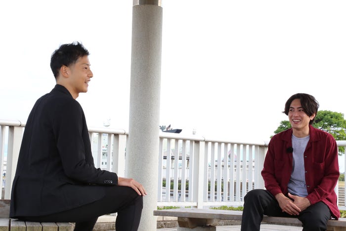 横田慎太郎、間宮祥太朗(C)ABCテレビ