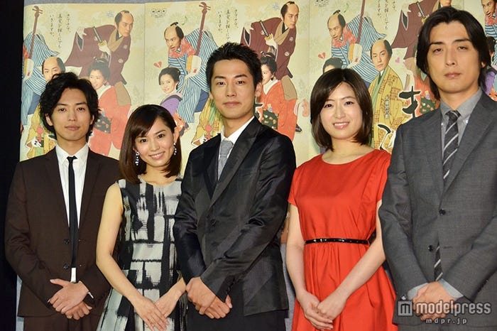 左より:桐山漣、市川由衣、福士誠治、南沢奈央、趙珉和