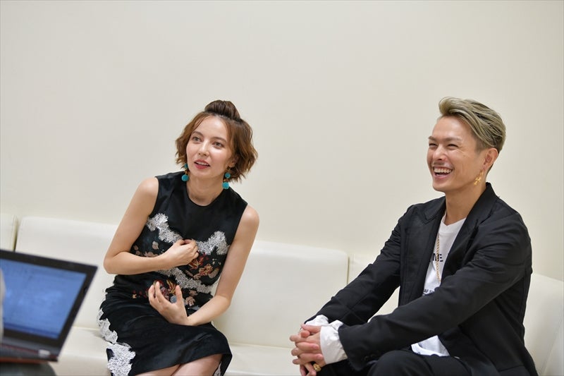 ベッキー、今市隆二／音楽番組「LOVE or NOT♪」より（提供画像）