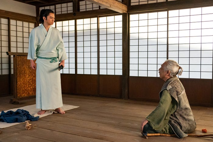 松本潤、イッセイ尾形(C)NHK