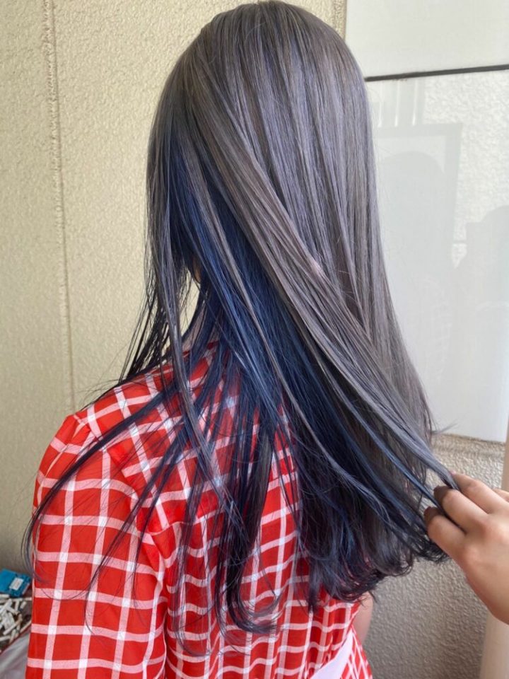 青のインナーカラーのヘアカタログ特集 ブルーに合うベースの髪色って モデルプレス 青のインナーカラーのヘアカタログ特集 ブルーに合うベースの髪色って モデルプレス