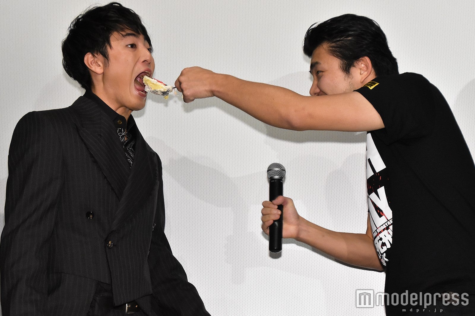 間宮祥太朗、相思相愛の“あ～ん”「一生添い遂げましょう」