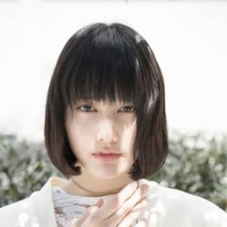 橋本愛 柴咲コウと姉妹役 ドラマ 35歳の少女 でメンヘラなキャリアウーマンに モデルプレス