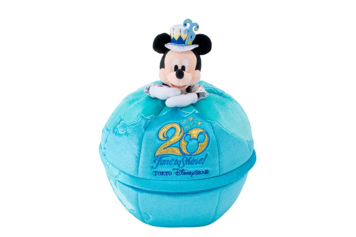収納ボックス3,200円(C)Disney