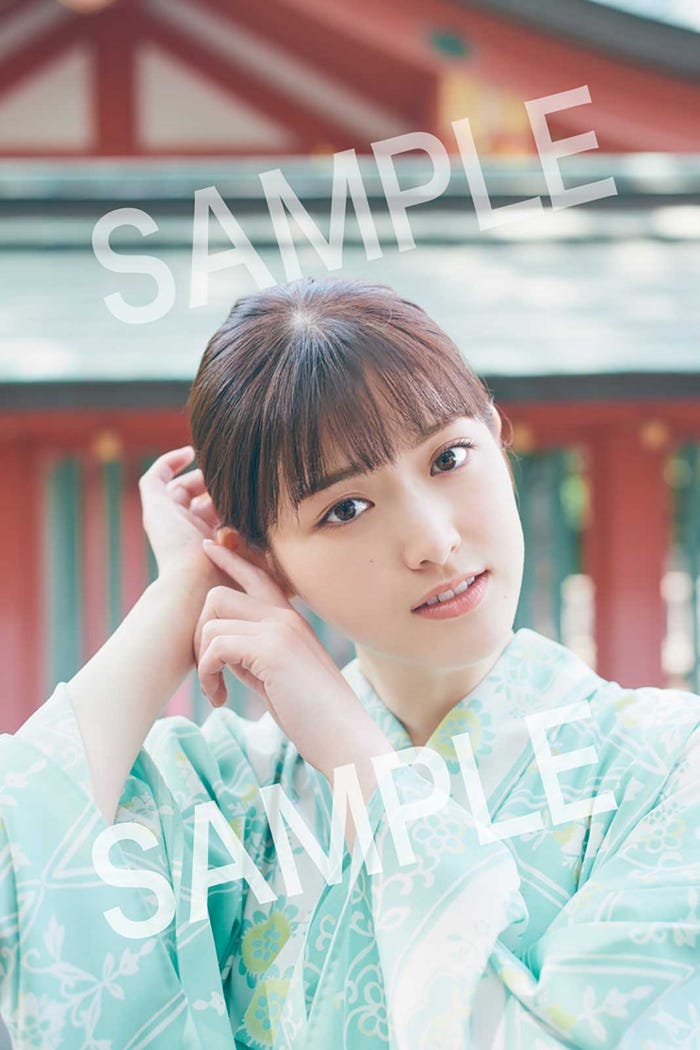 松村沙友理 乃木坂46卒業記念写真集「次、いつ会える?」ポストカード(C)マガジンハウス(撮影・三瓶康友)