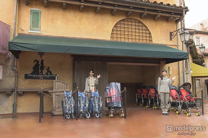 ベビーカー&車イス・レンタル (C)Disney