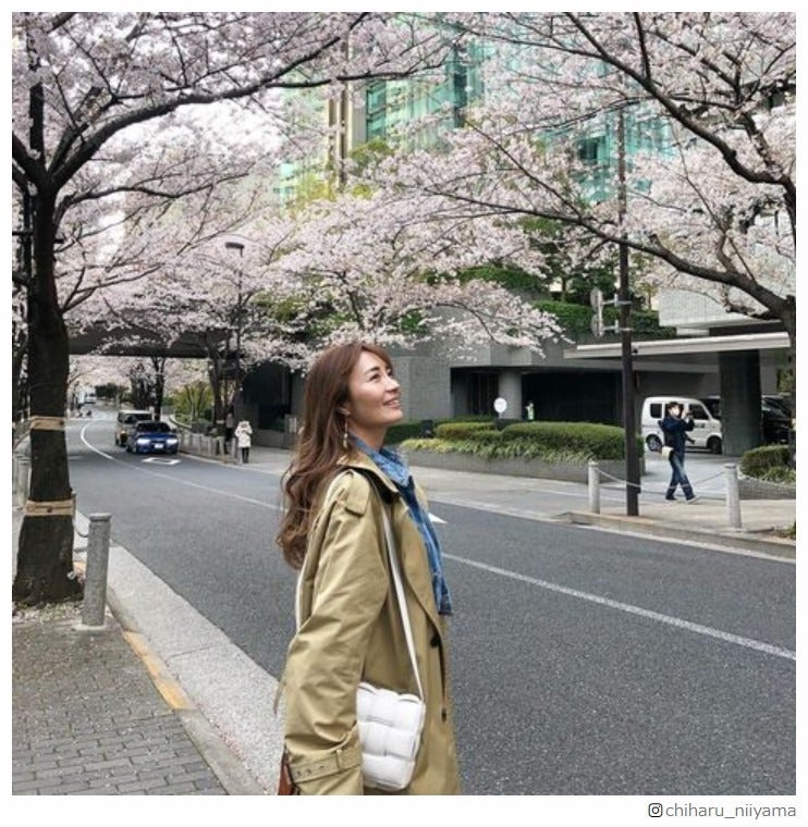 交際認めた新山千春、20代一般男性との“出会いのきっかけ”に反響「夢がある」「ドッキリ疑っちゃいそう」