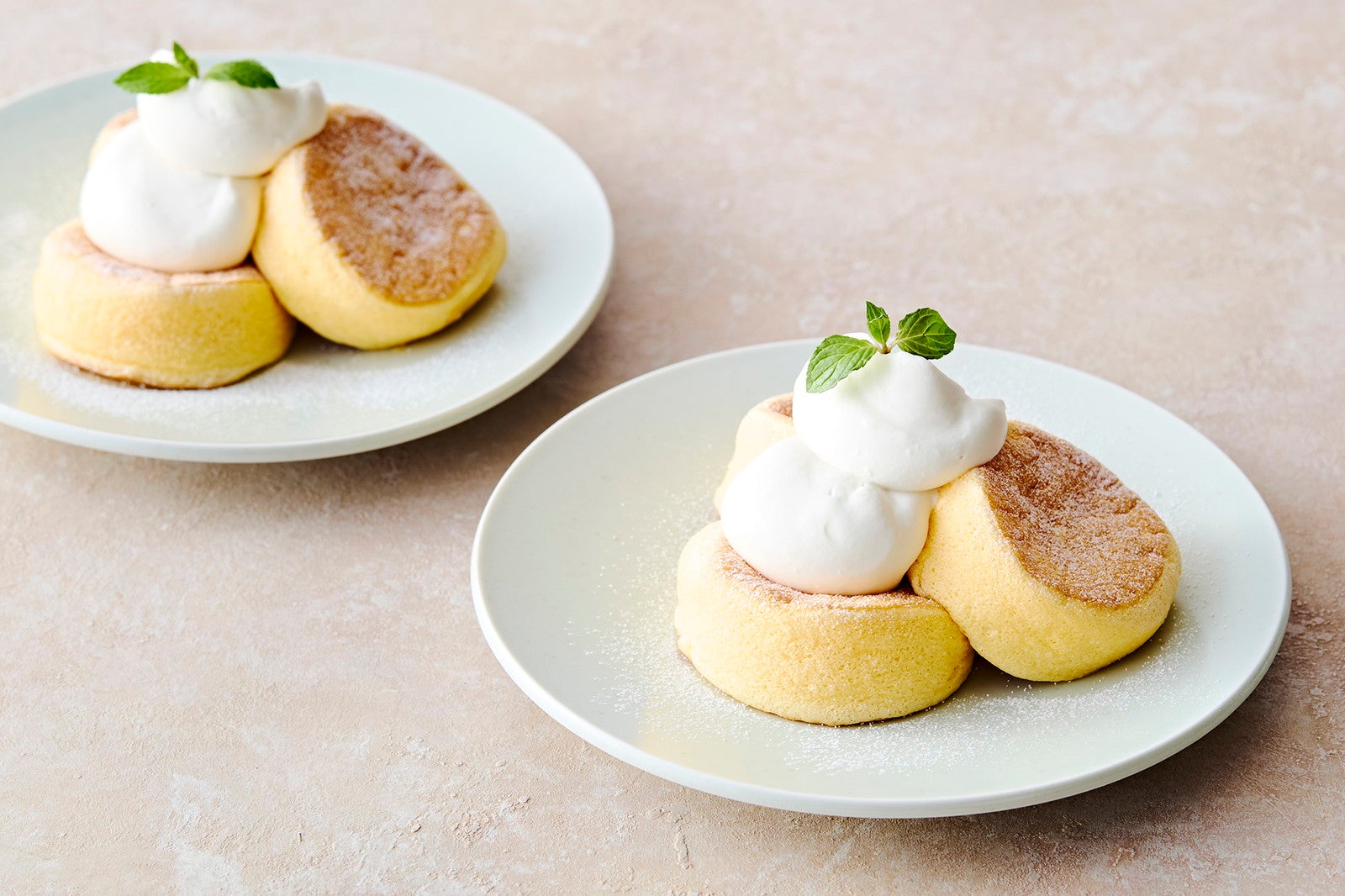 アフタヌーンティーにはミニサイズの奇跡のパンケーキがセットに／提供画像