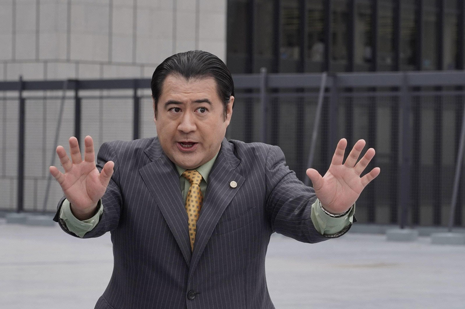 小手伸也／「SUITS／スーツ」第4話より（C）フジテレビ