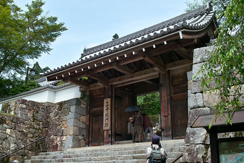三千院／The Main Gate of Sanzen-in (Ohara, Kyoto, Japan) by t-mizo