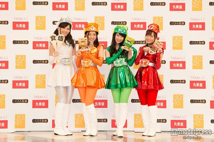 (左から)佐藤すみれ、古川愛李、高柳明音、大場美奈(C)AKS