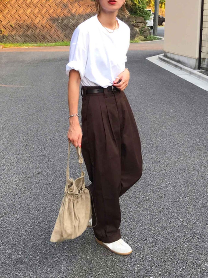センス抜群 ユニクロ Tシャツを使った秋先取りコーデお手本集 モデルプレス センス抜群 ユニクロ Tシャツを使った秋先取りコーデお手本集 モデルプレス