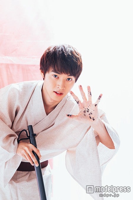 山崎賢人／「Scene #20」より（画像提供：株式会社KADOKAWA）