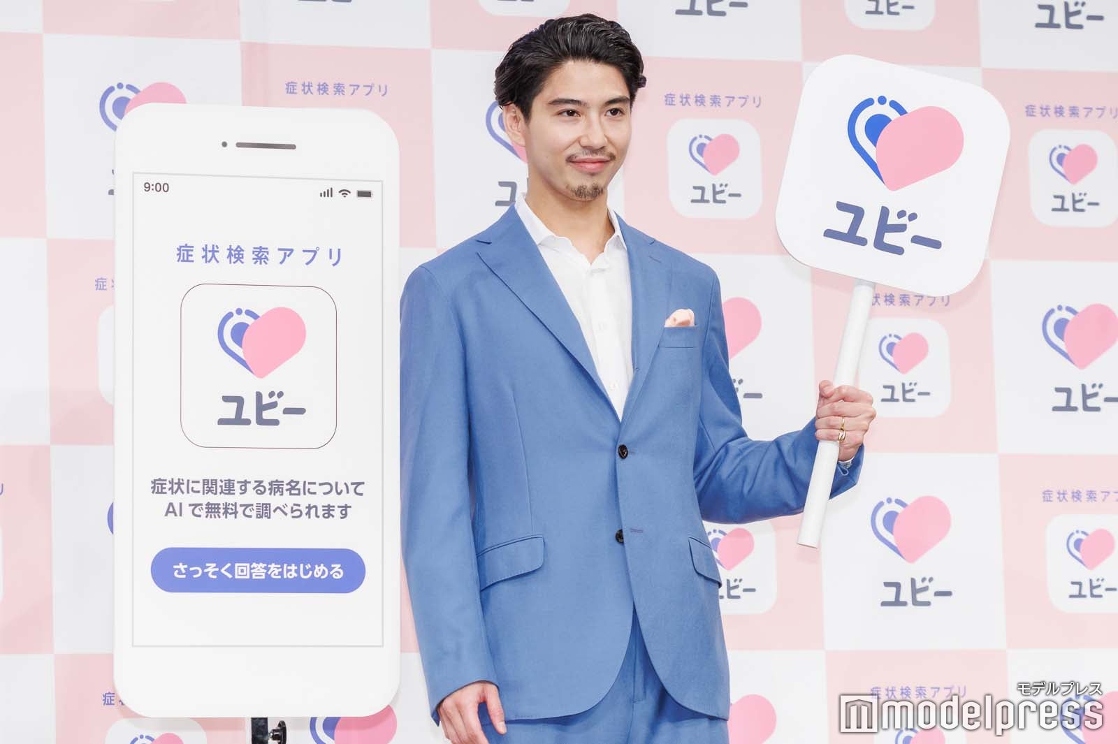 賀来賢人（C）モデルプレス