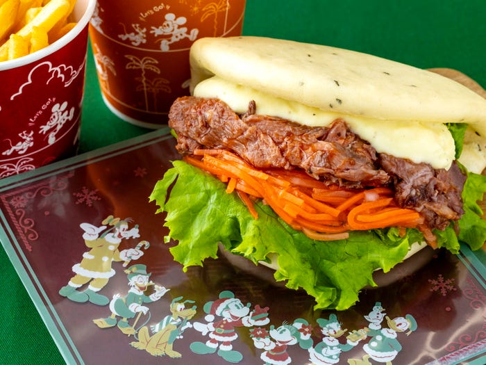 スペシャルセット 1,530円 販売店舗:「ニューヨーク・デリ」(C)Disney