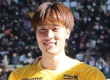 J1広島のW杯日本代表GK大迫敬介のサンジロワーズ期限付き移籍が急転破談に ブルキナファソ代表GKの獲得で方針転換