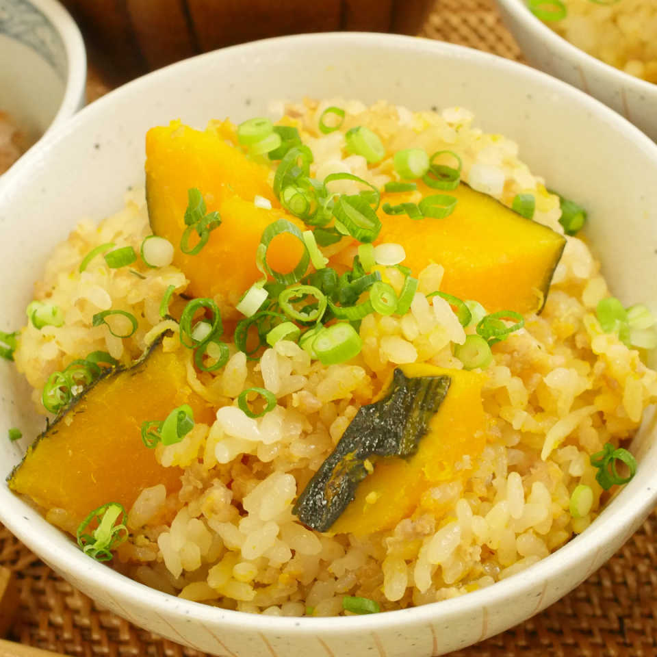 味噌そぼろが決め手！かぼちゃと鶏ひき肉の炊き込みごはん