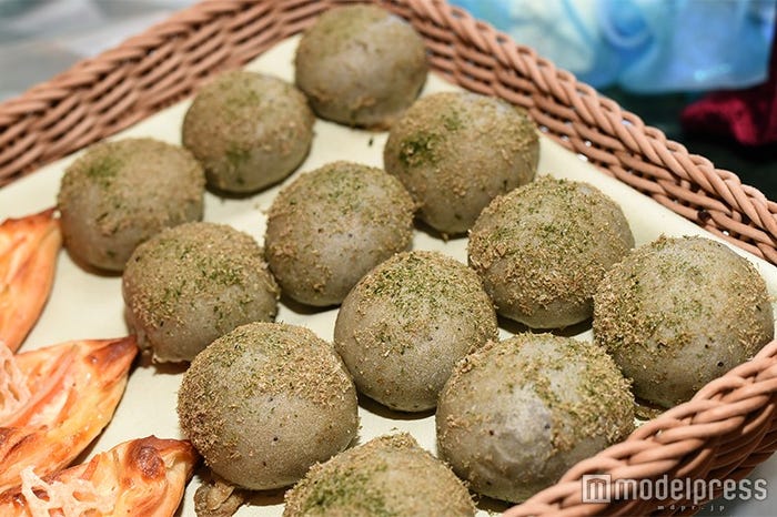 とろろ昆布ロール(C)モデルプレス