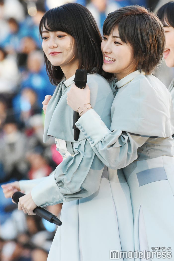 田中皓子、岡田奈々 (C)モデルプレス