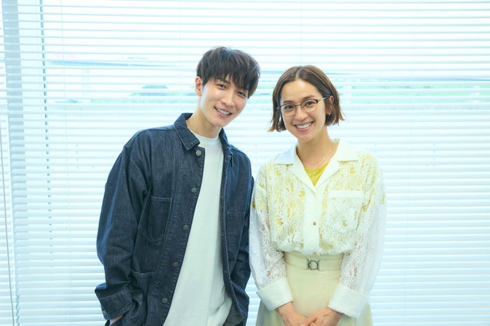 Snow Man渡辺翔太＆中村アン「青島くんはいじわる」笑顔でクランクイン 追加キャストも発表