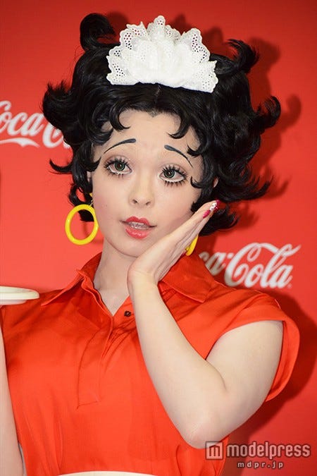 きゃりー、“ベティーちゃん”に完璧なりきり【モデルプレス】