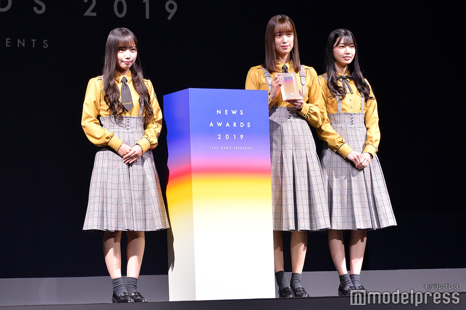 日向坂46（左から）齊藤京子、佐々木久美、高本彩花（C）モデルプレス