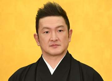 中村獅童 8歳6歳息子とハワイの名門高級ホテルで夏休み 海に面した豪華な部屋！「うわぁ～♥エモい」「胸が熱く」