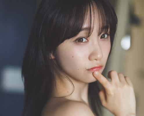 人気コスプレイヤー・伊織もえ、黒ランジェリーから美背中披露「週プレ」表紙登場