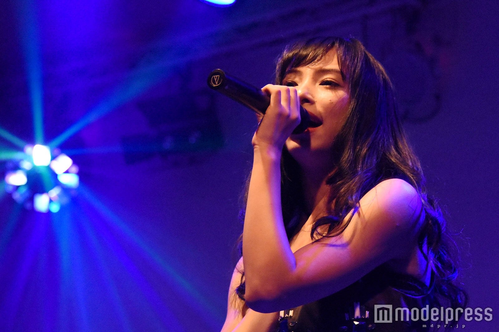 鶴巻星奈 （C）モデルプレス