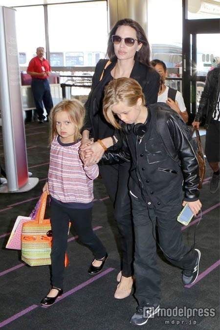 シャイロちゃんとヴィヴィアンちゃん。x17online.com ／ Zeta Image