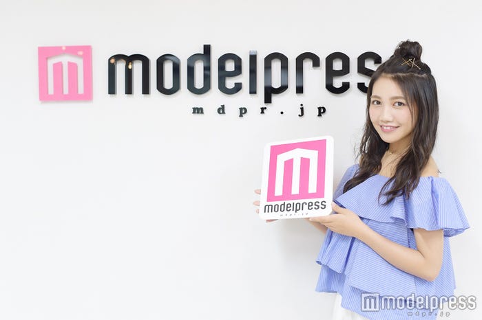 井上苑子さんがモデルプレスに来社!(C)モデルプレス