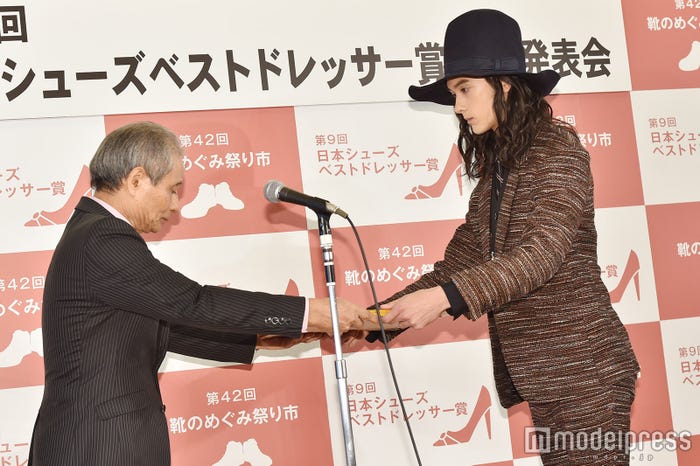 授賞式の様子 (C)モデルプレス