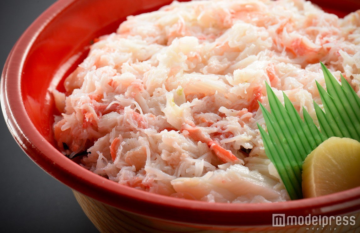 越前！蟹丼ぶり！／画像提供：全日本 肉汁グランプリ実行委員会