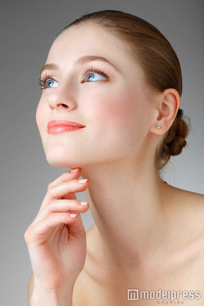 ビタミンC誘導体は美白やエイジングケアに必須!(Photo by fotoatelie)