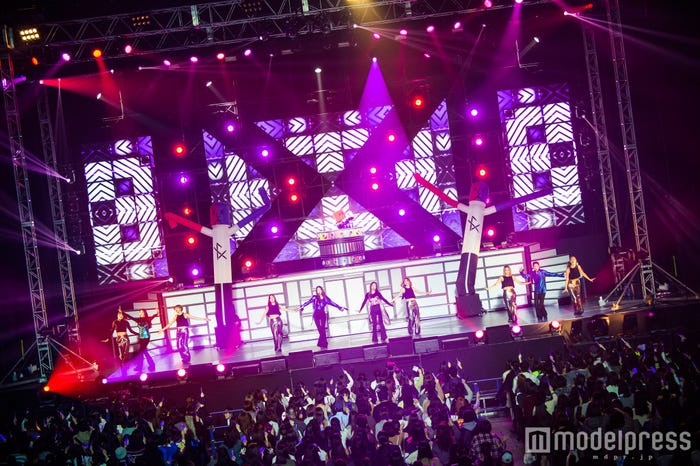 「f(x) the 1st concert DIMENSION 4 - Docking Station in JAPAN」